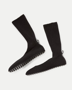 Flexible Knit Shoe
