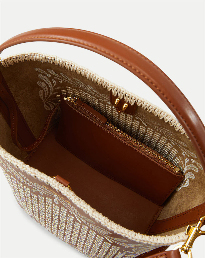 Eyelet Whipstitch Feedbag 