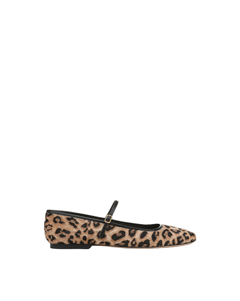 Ellie Leopard Flat