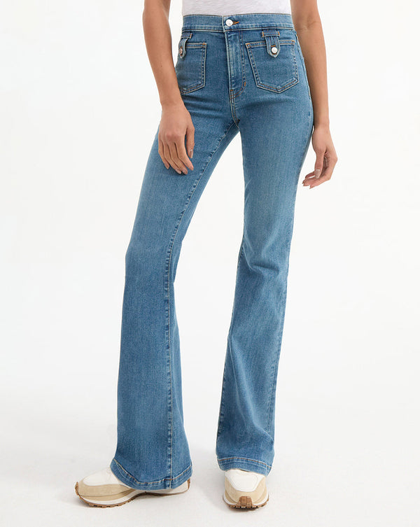 Beverly Patch-Pocket Skinny-Flare Jean