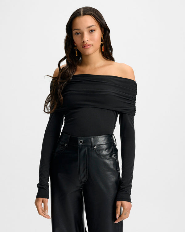Chaiya Off-the-Shoulder Top
