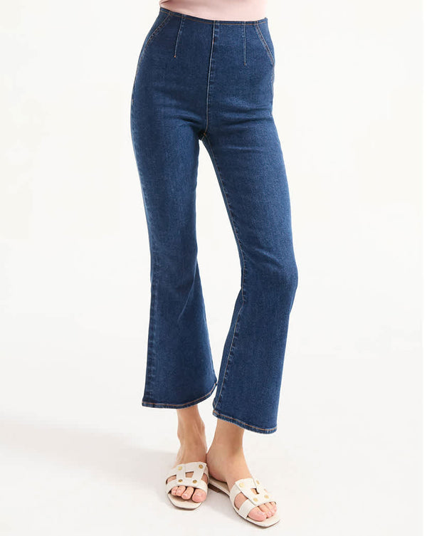 Carson Off-Duty Kick-Flare Jean