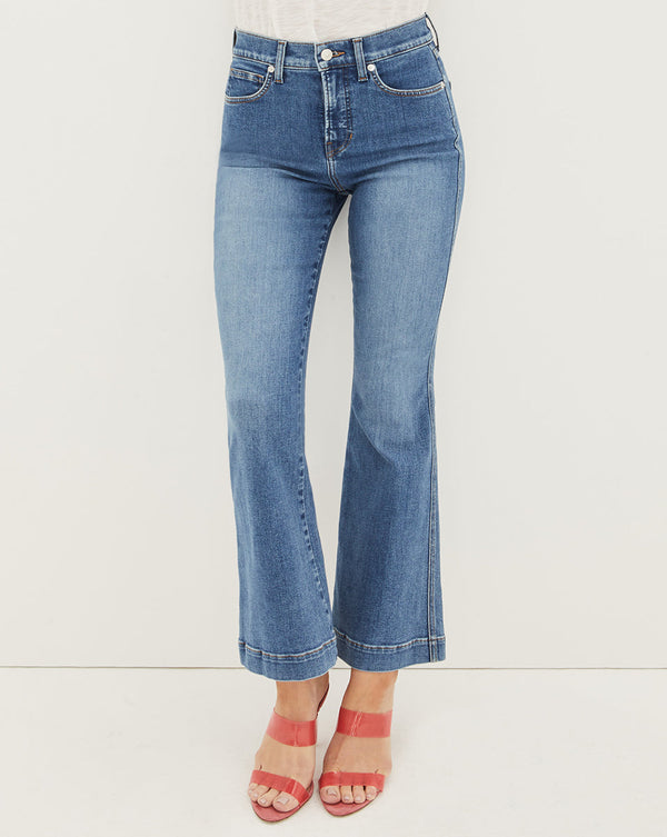 Carson Kick-Flare Jean